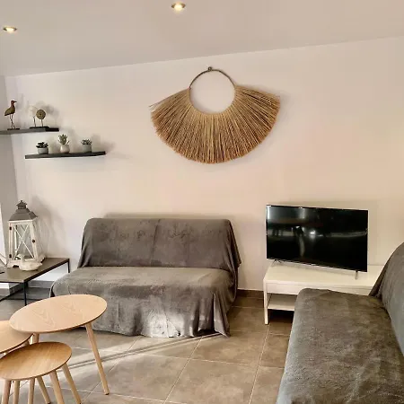 Apartment Marinesappartement, La Marina Tropezienne 100m Plage Wifi Fibre *