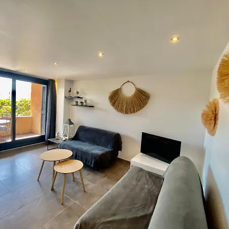 Marinesappartement, La Marina Tropezienne 100m Plage Wifi Fibre * Cogolin