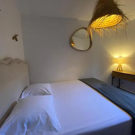 Apartment Marinesappartement, La Marina Tropezienne 100m Plage Wifi Fibre