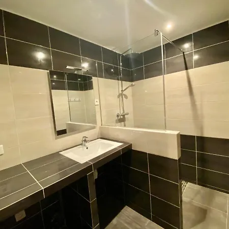 Apartment Marinesappartement, La Marina Tropezienne 100m Plage Wifi Fibre